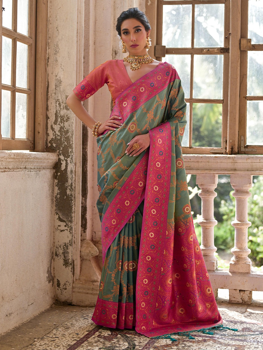 

Divyadham Textiles Woven Design Zari Pure Silk Handloom Banarasi Saree, Turquoise blue