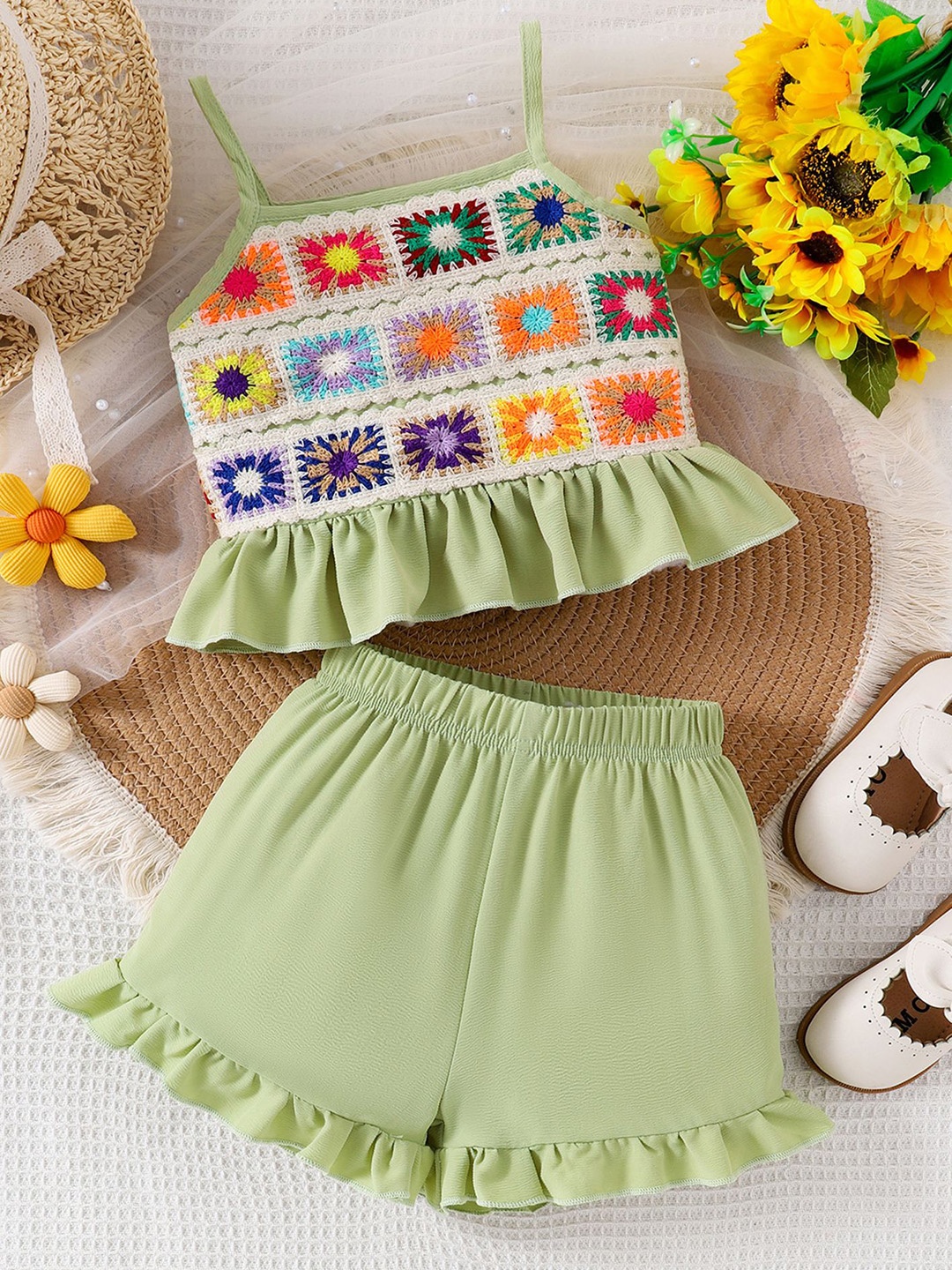 

LULU & SKY Girls Top with Shorts, Green