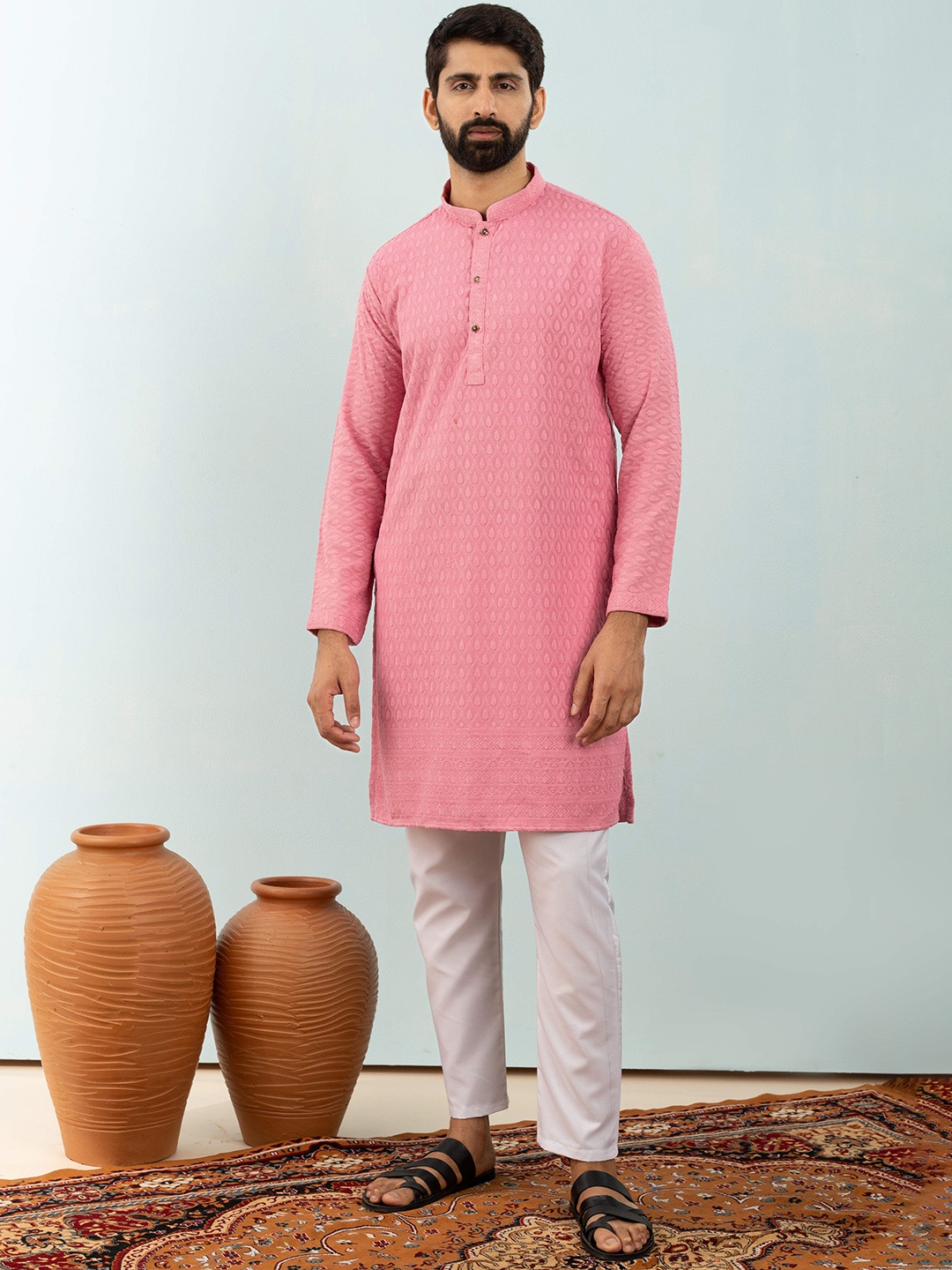 

Shiv Leela Men Embroidered Thread Work Kurta, Pink