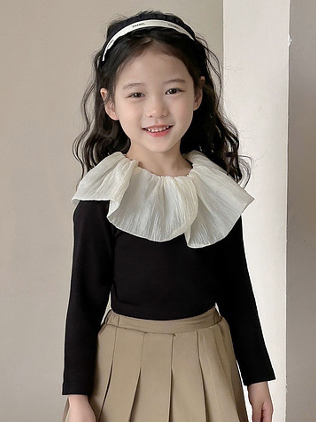 

LULU & SKY Top, Black