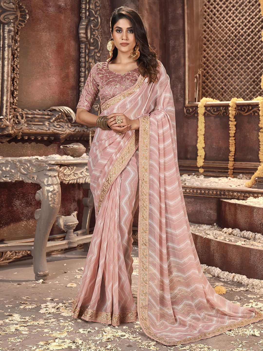 

DIVASTRI Striped Sequinned Pure Georgette Leheriya Saree, Pink