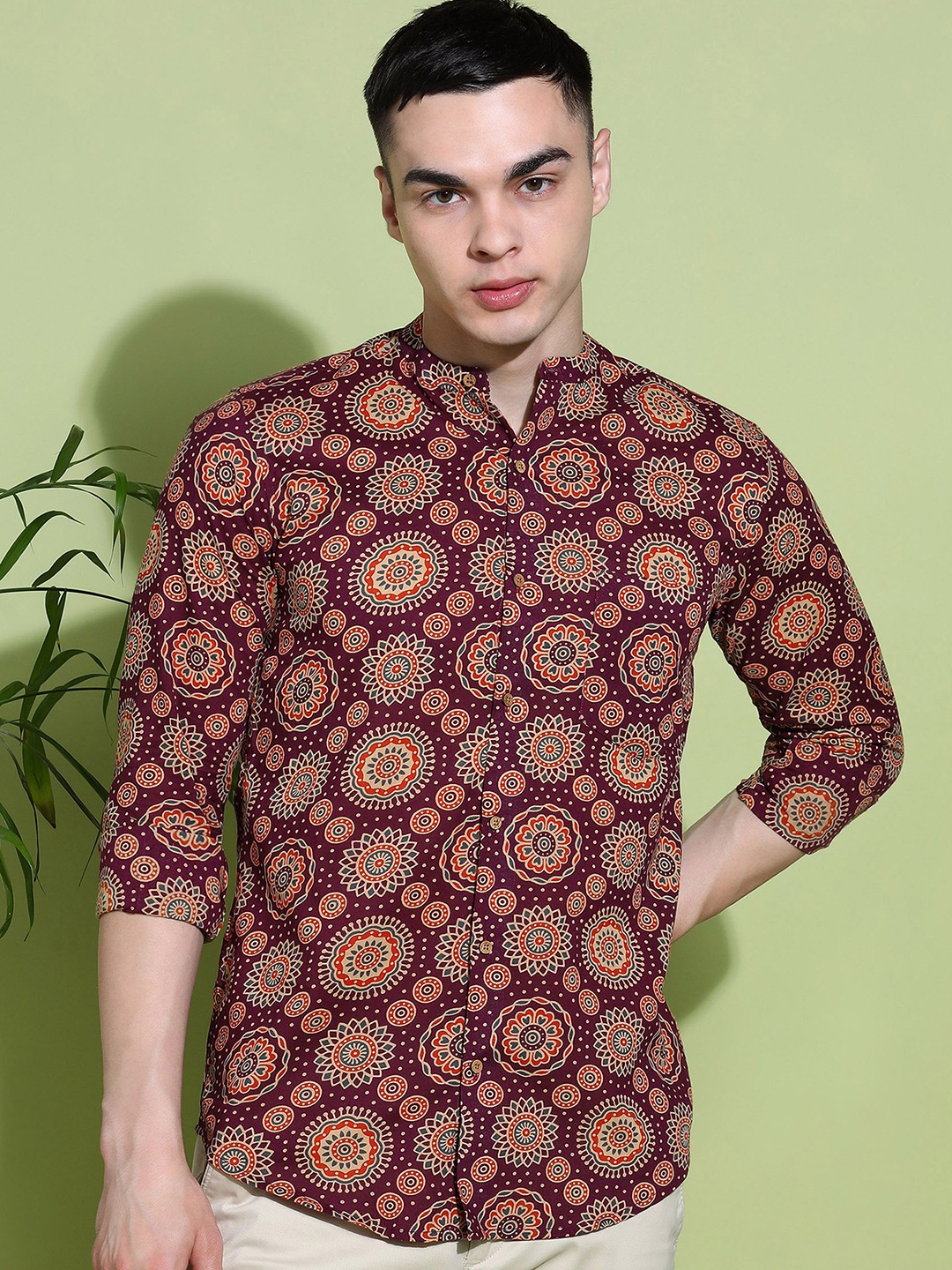 

Anouk Men Slim Fit Opaque Printed Casual Shirt, Maroon
