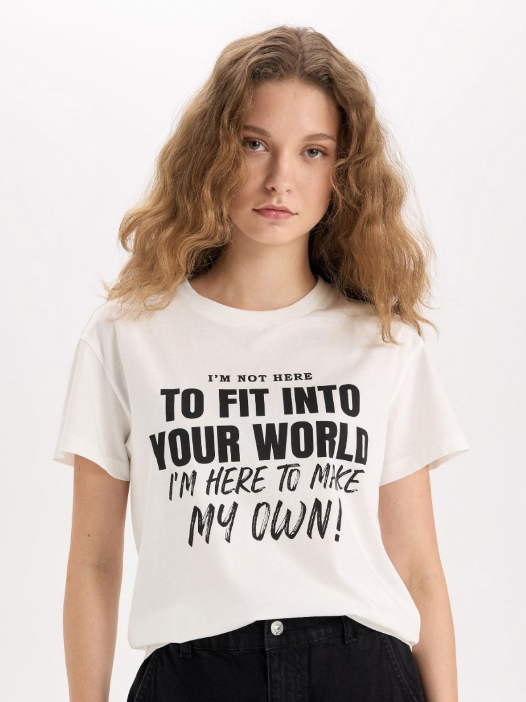 

DeFacto Women Typography Printed T-shirt, Na