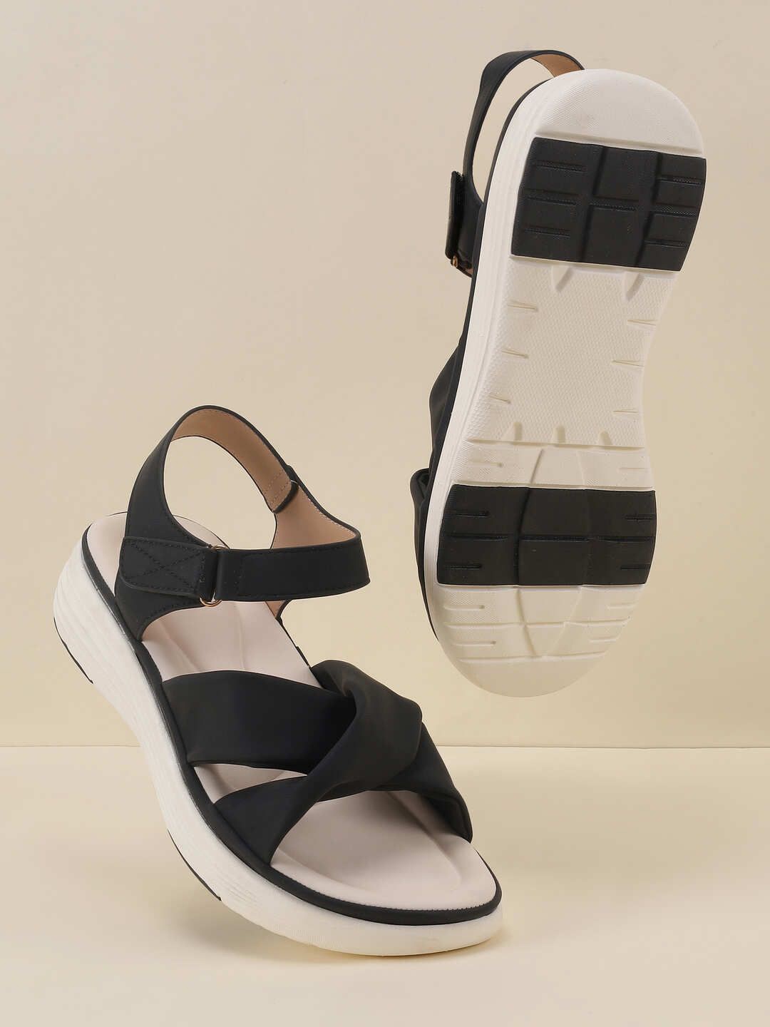 

Mochi Platform Sandals, Black