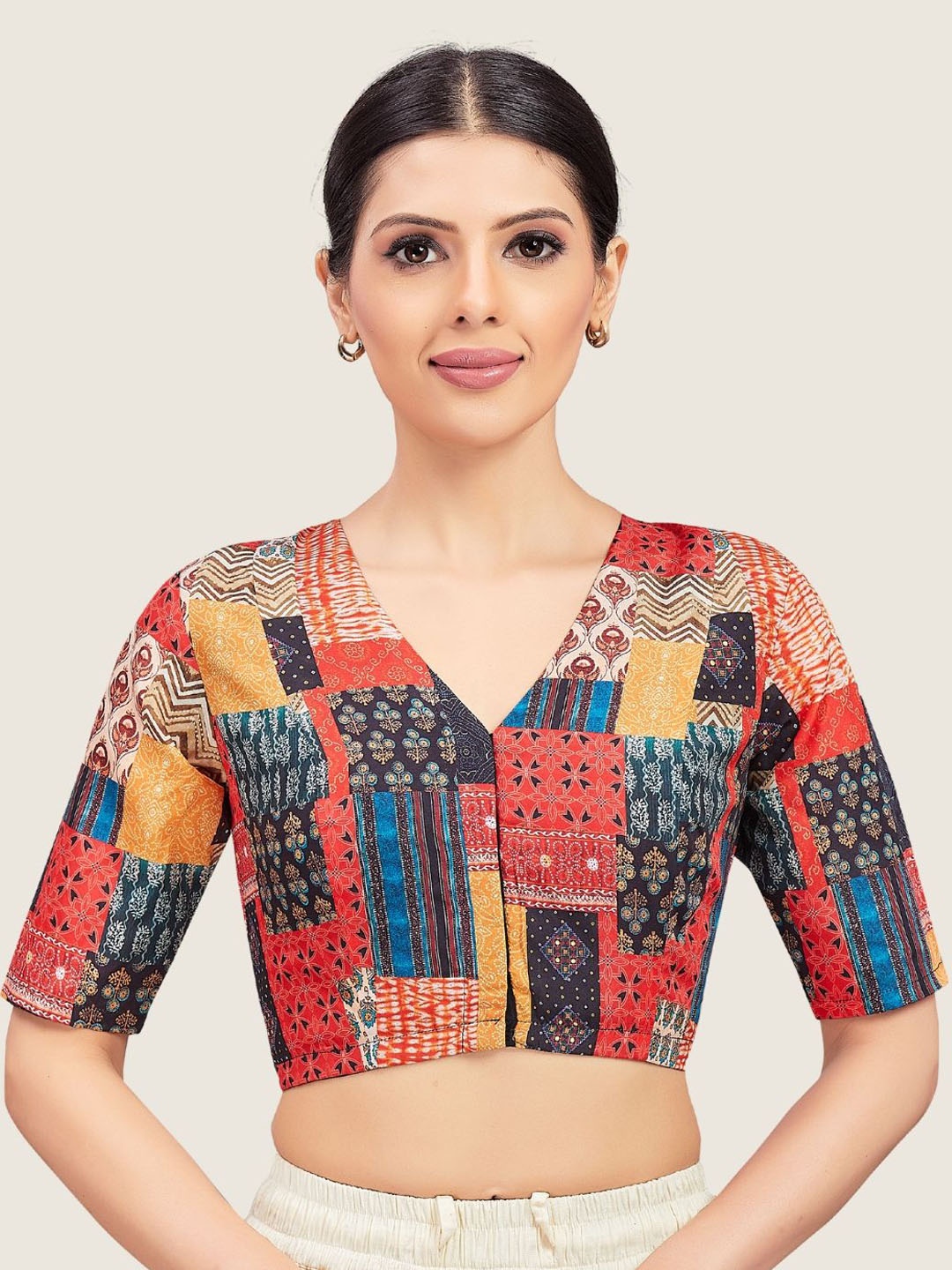 

Studio Shringaar Printed V-Neck Saree Blouse, Red