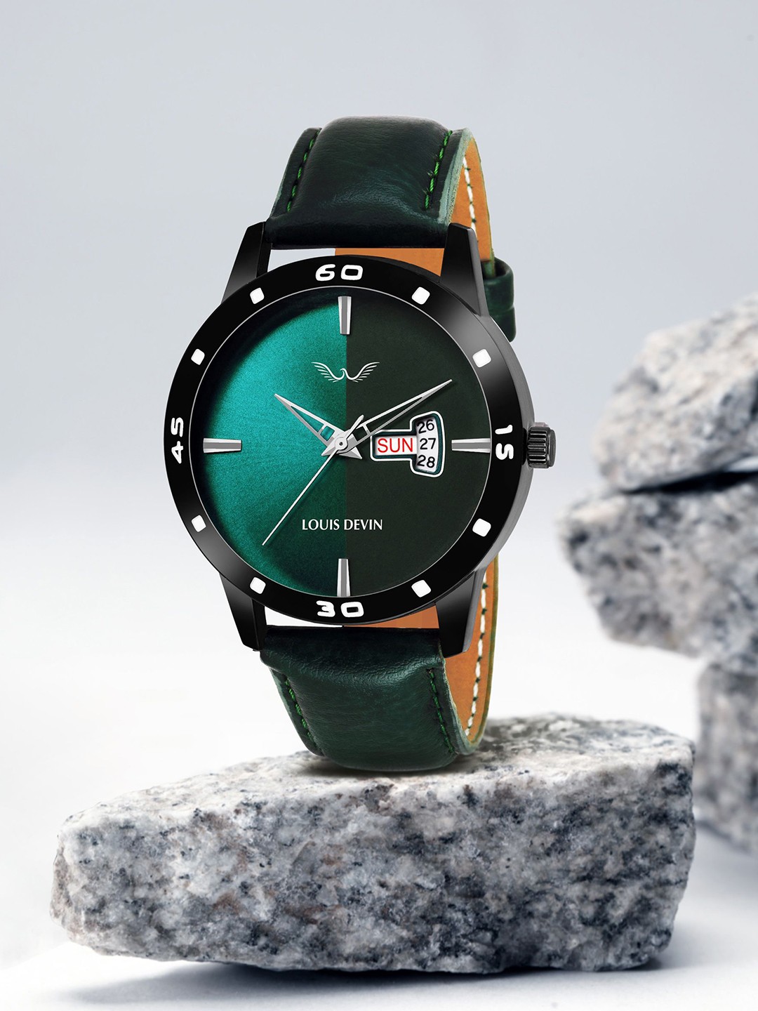 

LOUIS DEVIN Men Brass Embellished Dial & Straps Analogue Watch LD-BK030-GRN, Green