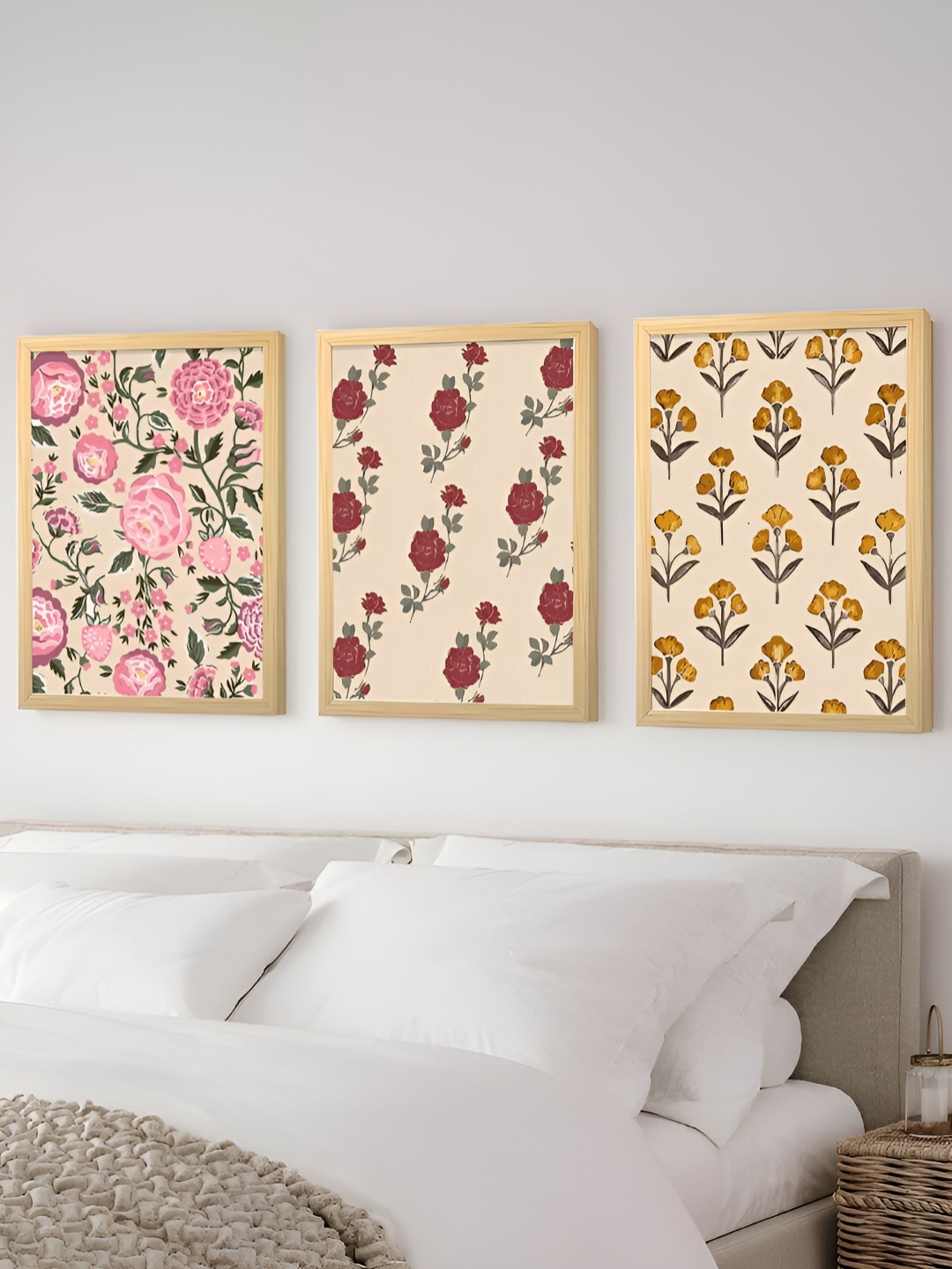 

Myntra Elegant Homes Red & Pink 4 Piece Wood Floral and Botanical Wall Paintings