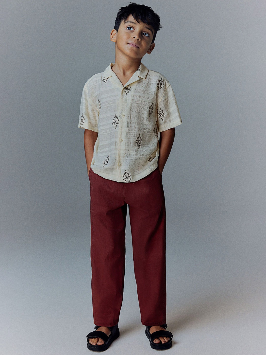 

H&M Embroidered Resort Shirt, White