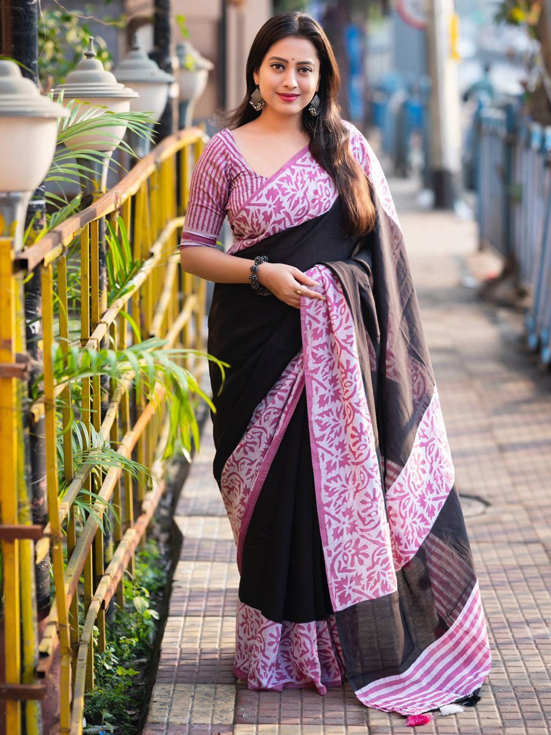 

Panzora Chanderi Saree, Pink