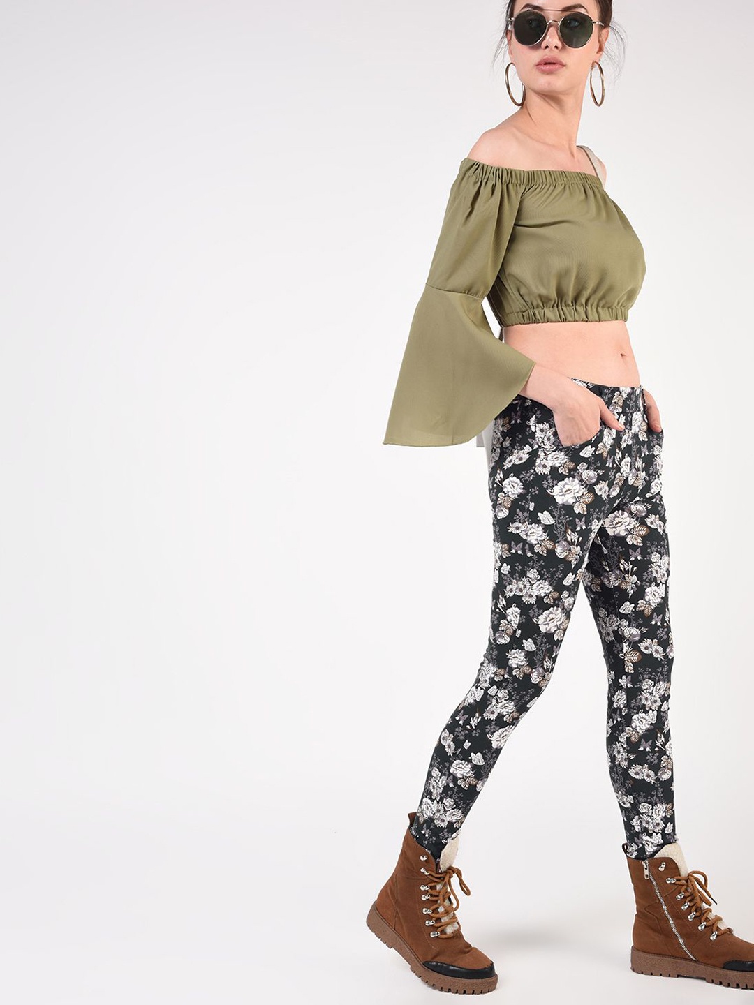 

FLOREOS Women Slim Fit Printed Jeggings, Black