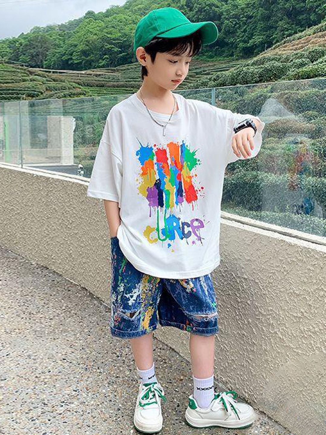 

LULU & SKY Boys Printed V-Neck Pure Cotton Applique T-shirt, White