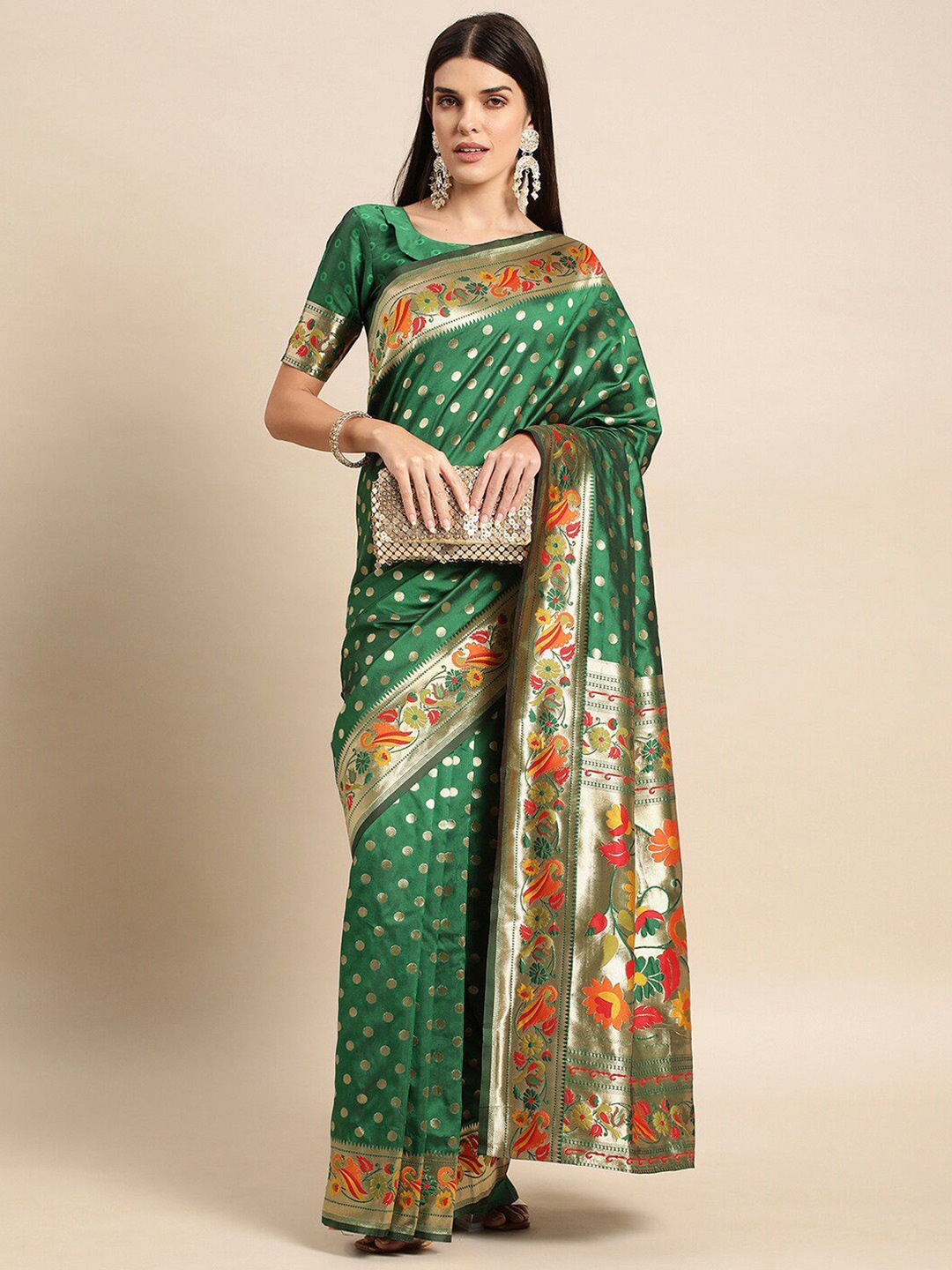 

DIVASTRI Floral Zari Silk Blend Banarasi Saree, Green