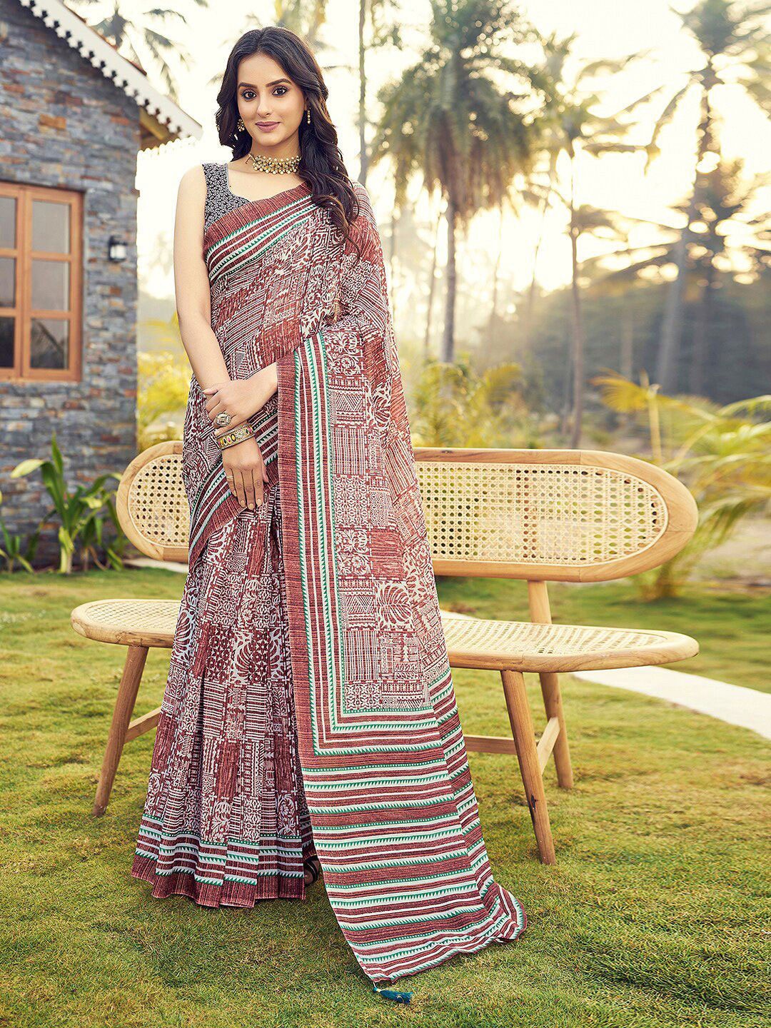 

DIVASTRI Ethnic Motifs Ready to Wear Arani Saree, Maroon