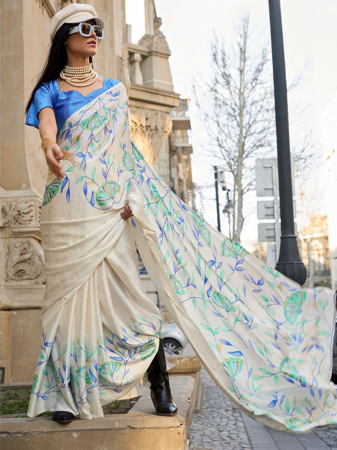 

PEENGAX Floral Satin Saree, White