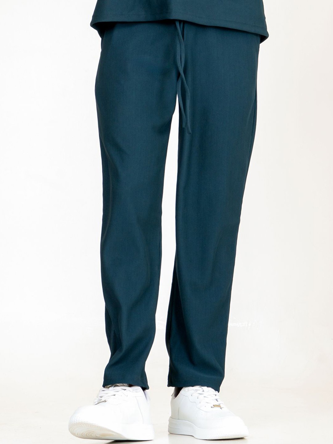 

Tistabene Men Relaxed Trousers, Green