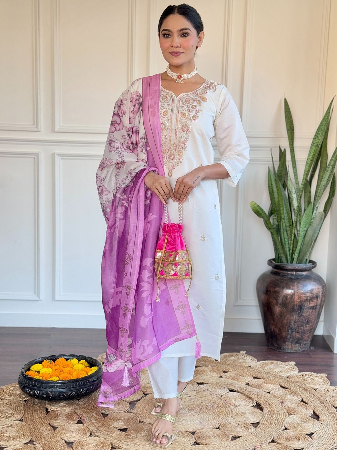 

Anouk Women Ethnic Motifs Embroidered Regular Thread Work Kurti with Trousers & With Dupatta, Purple