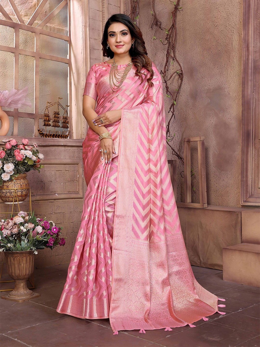 

HEER FASHION Woven Design Zari Organza Banarasi Saree, Pink