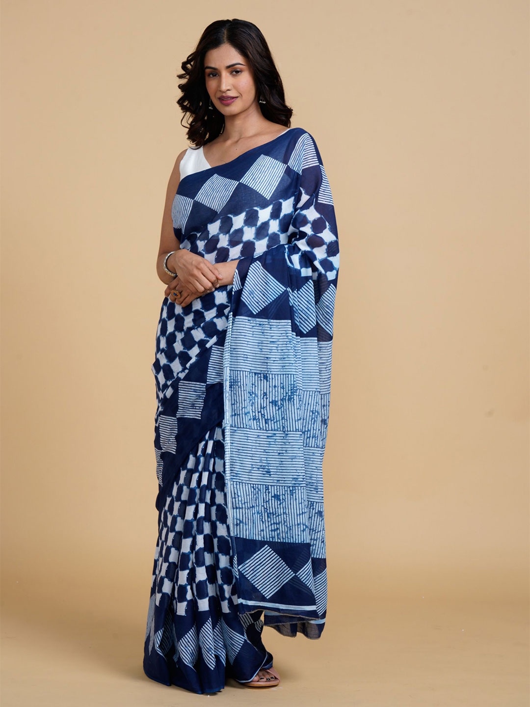 

Saaki Block Print Saree, Navy blue