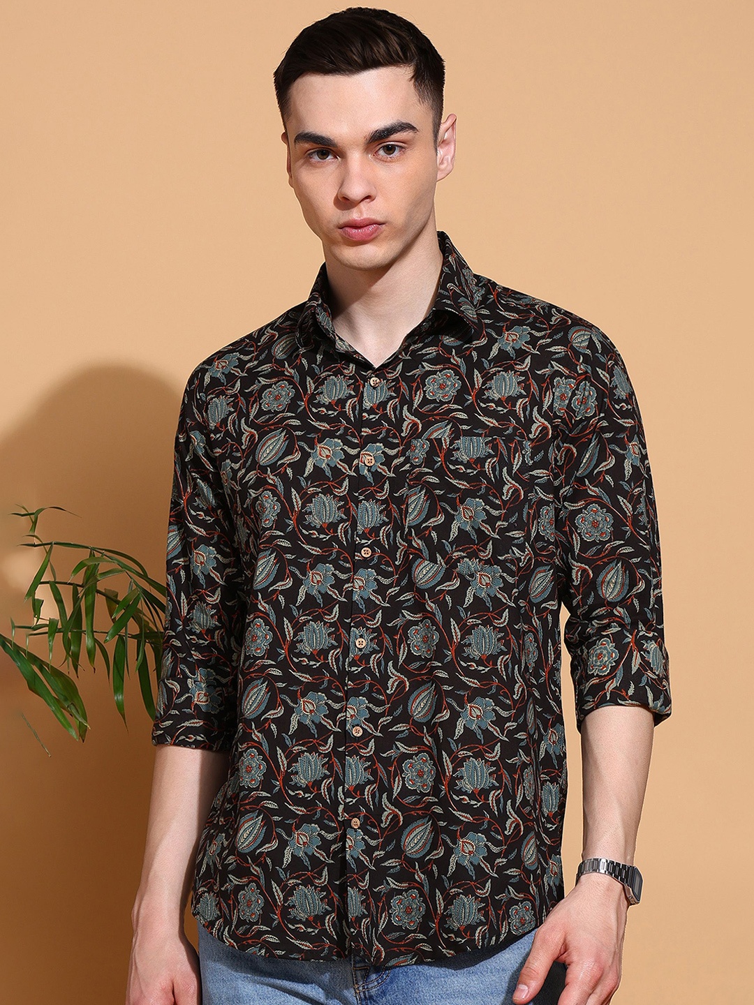 

Anouk Men Slim Fit Floral Opaque Printed Casual Shirt, Black