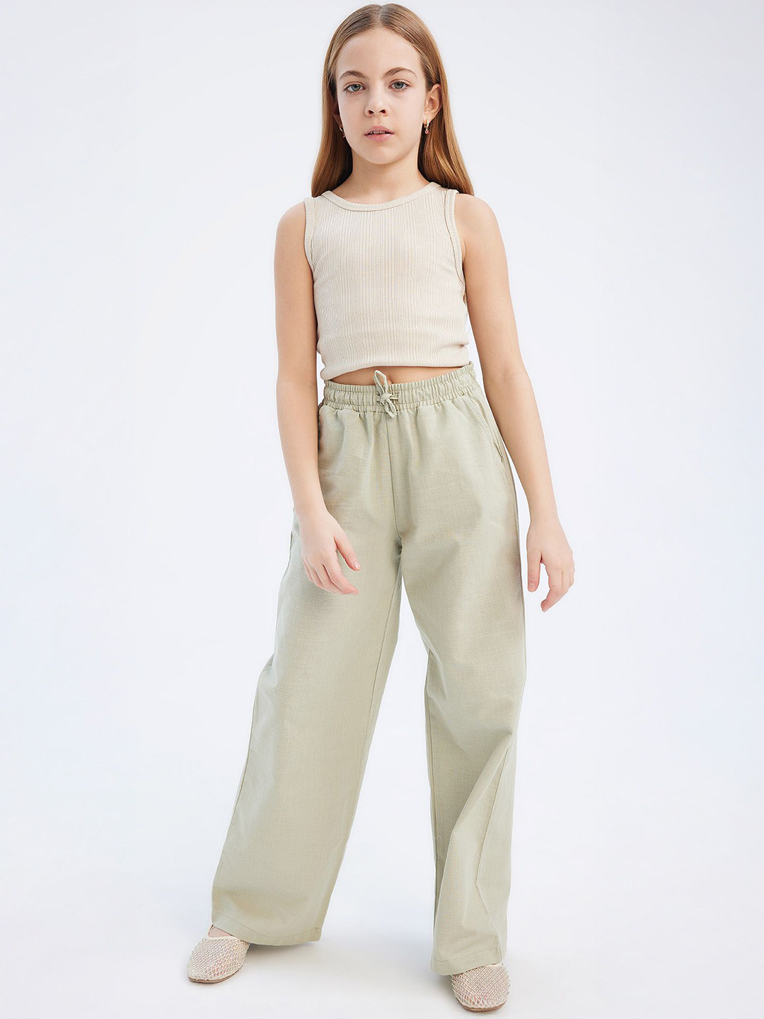 

DeFacto Girls Trousers, Na