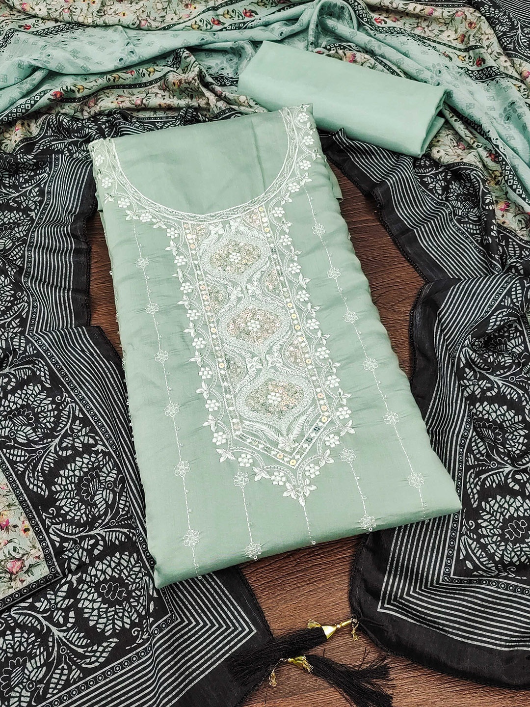 

SAINOOR Embroidered Pure Silk Semi-Stitched Dress Material, Sea green