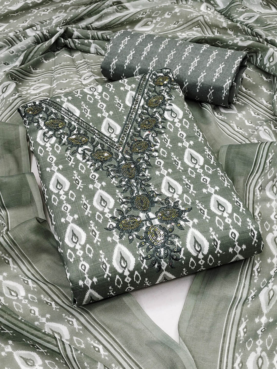 

SAINOOR Printed Pure Cotton Unstitched Dress Material, Grey