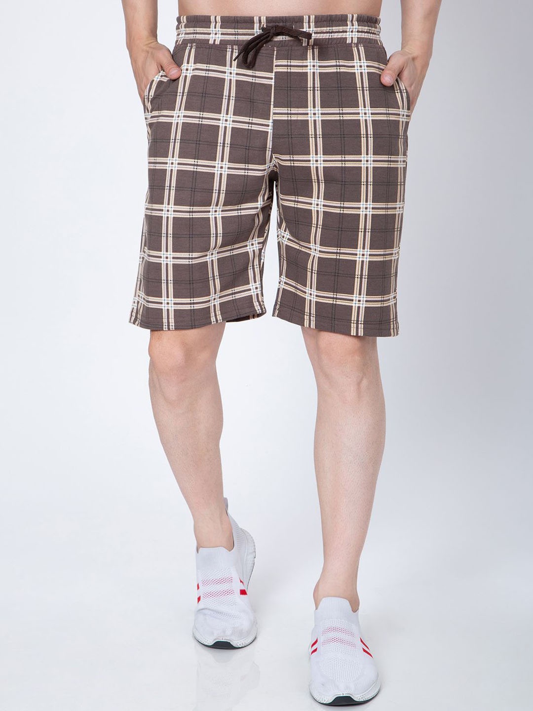 

Sparky Men Checked Outdoor with Technology Shorts, Brown