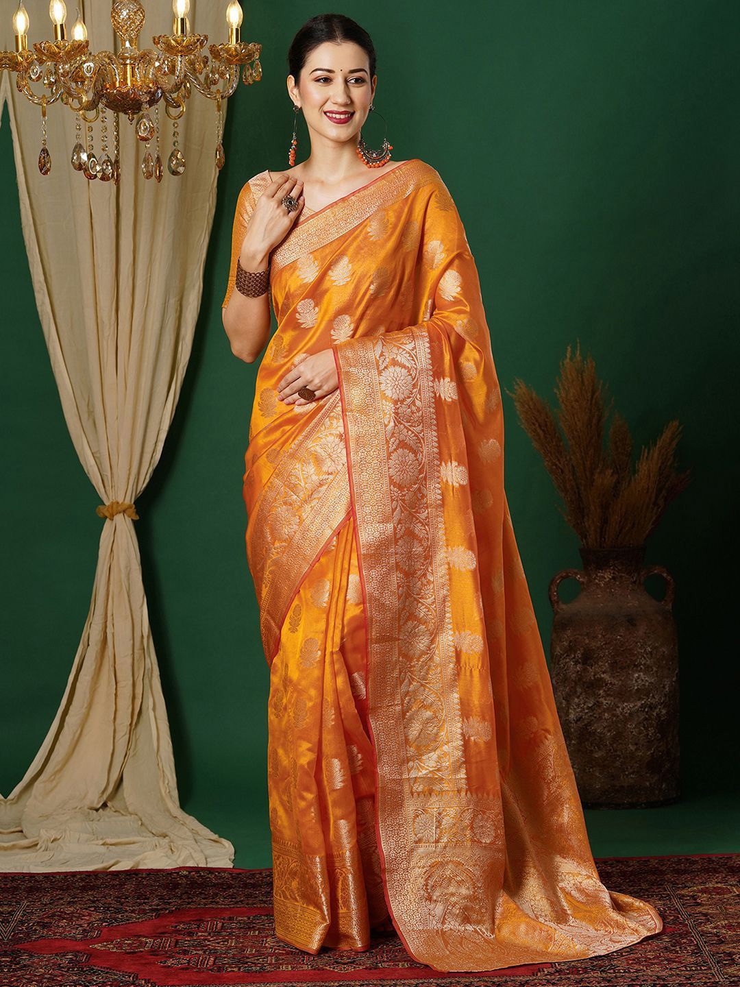 

DIVASTRI Ethnic Motifs Zari Pure Silk Banarasi Saree, Yellow