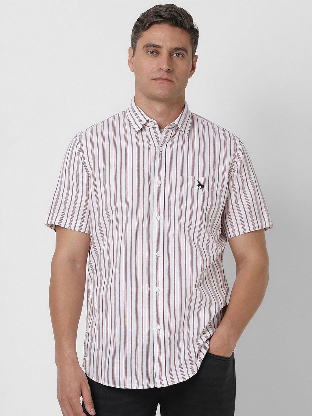 

Van Heusen Sport Men Slim Fit Opaque Striped Casual Shirt, White