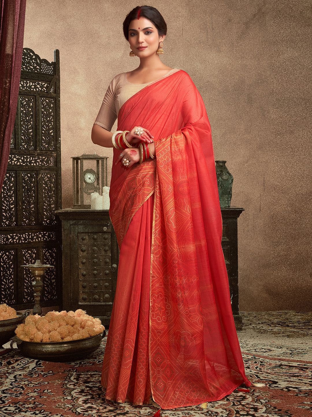 

DIVASTRI Bandhani Zari Silk Cotton Baluchari Saree, Red