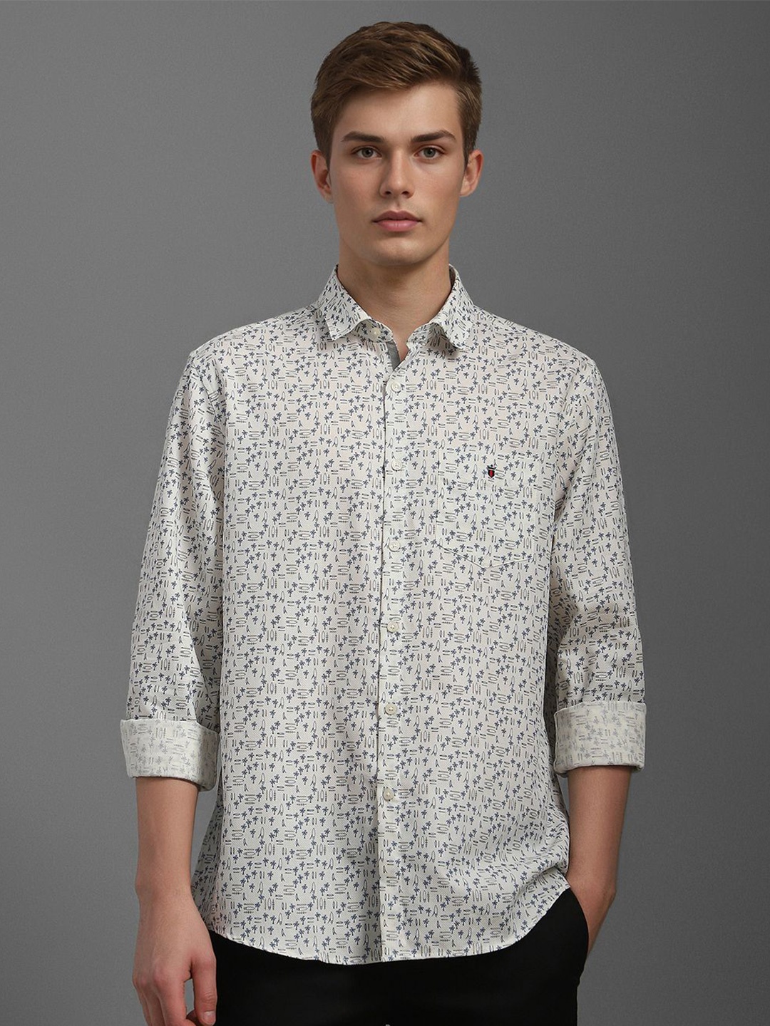 

Louis Philippe Sport Men Slim Fit Floral Opaque Printed Casual Shirt, White