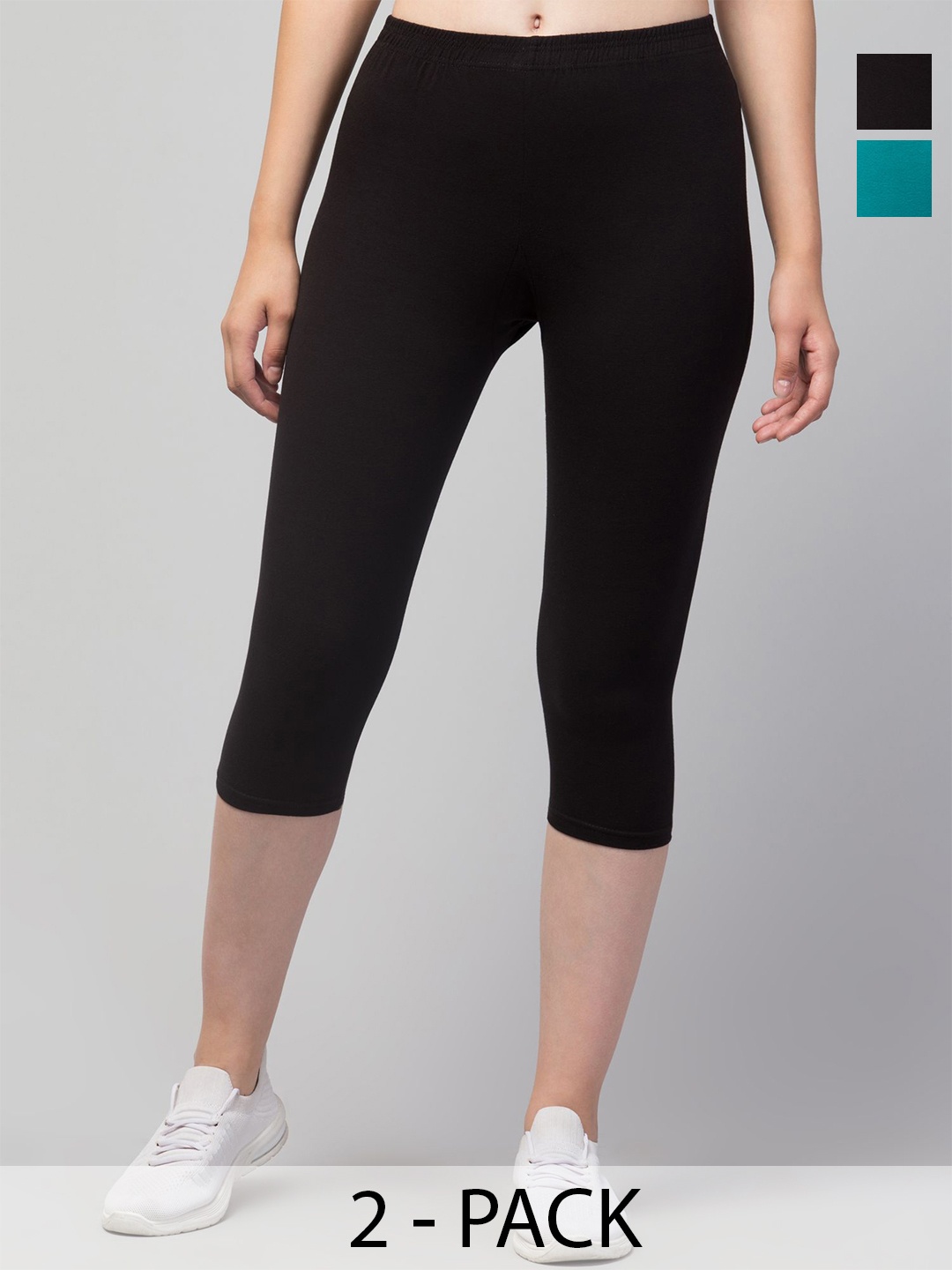 

UllasPemium Women Skinny Fit Capris, Black