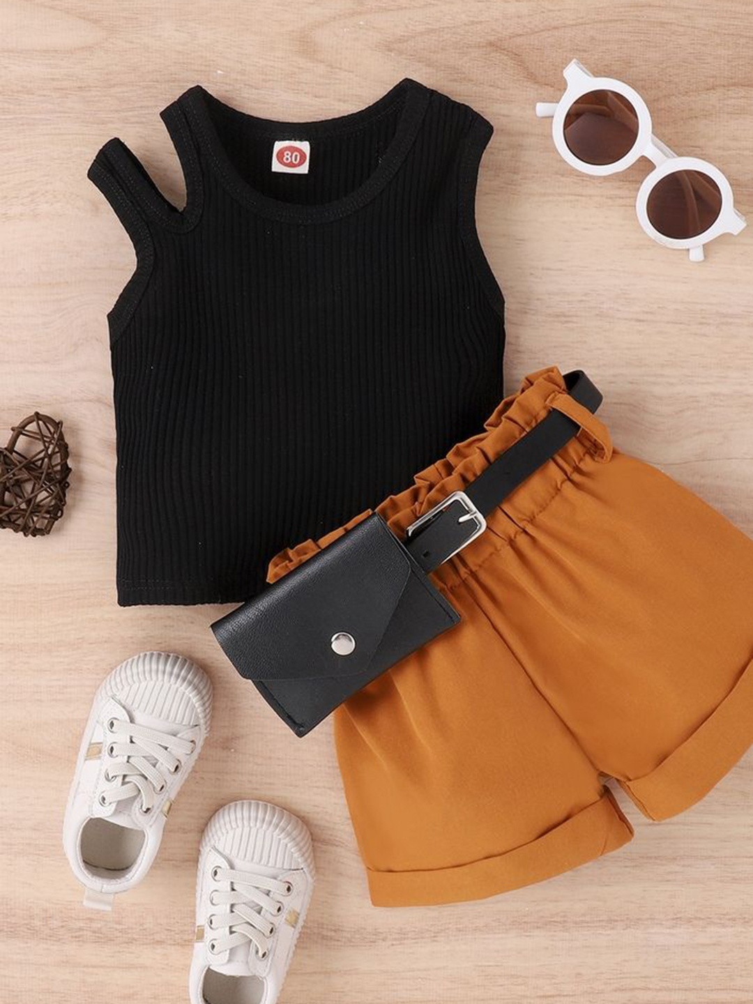 

LULU & SKY Girls Top with Shorts, Black