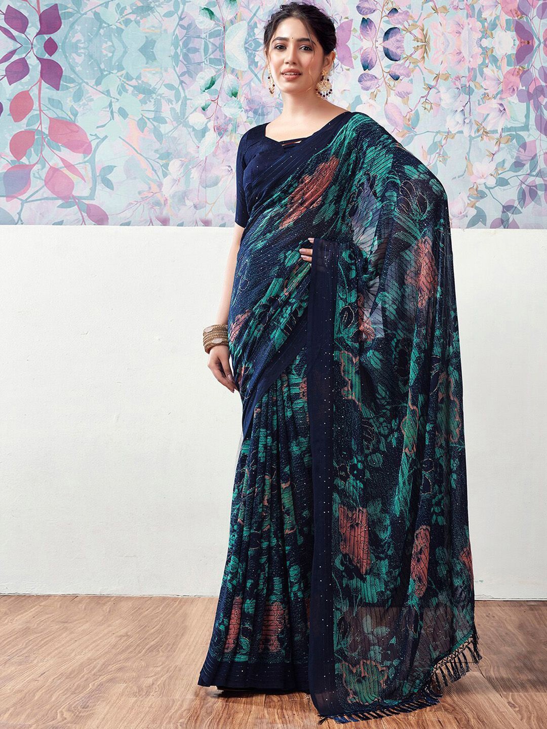 

DIVASTRI Floral Sequinned Pure Georgette Saree, Navy blue