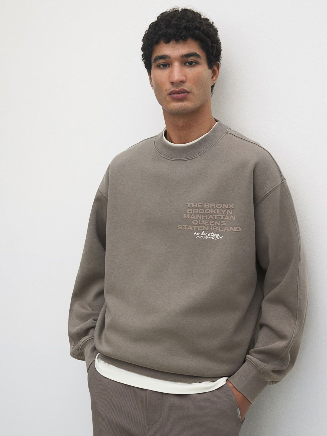 

H&M Loose Fit Printed Sweatshirt, Brown