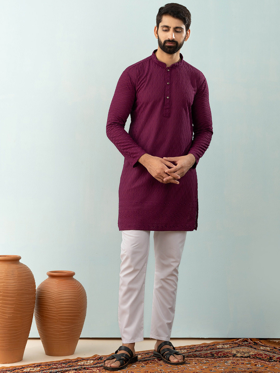 

Shiv Leela Men Embroidered Thread Work Kurta, Maroon