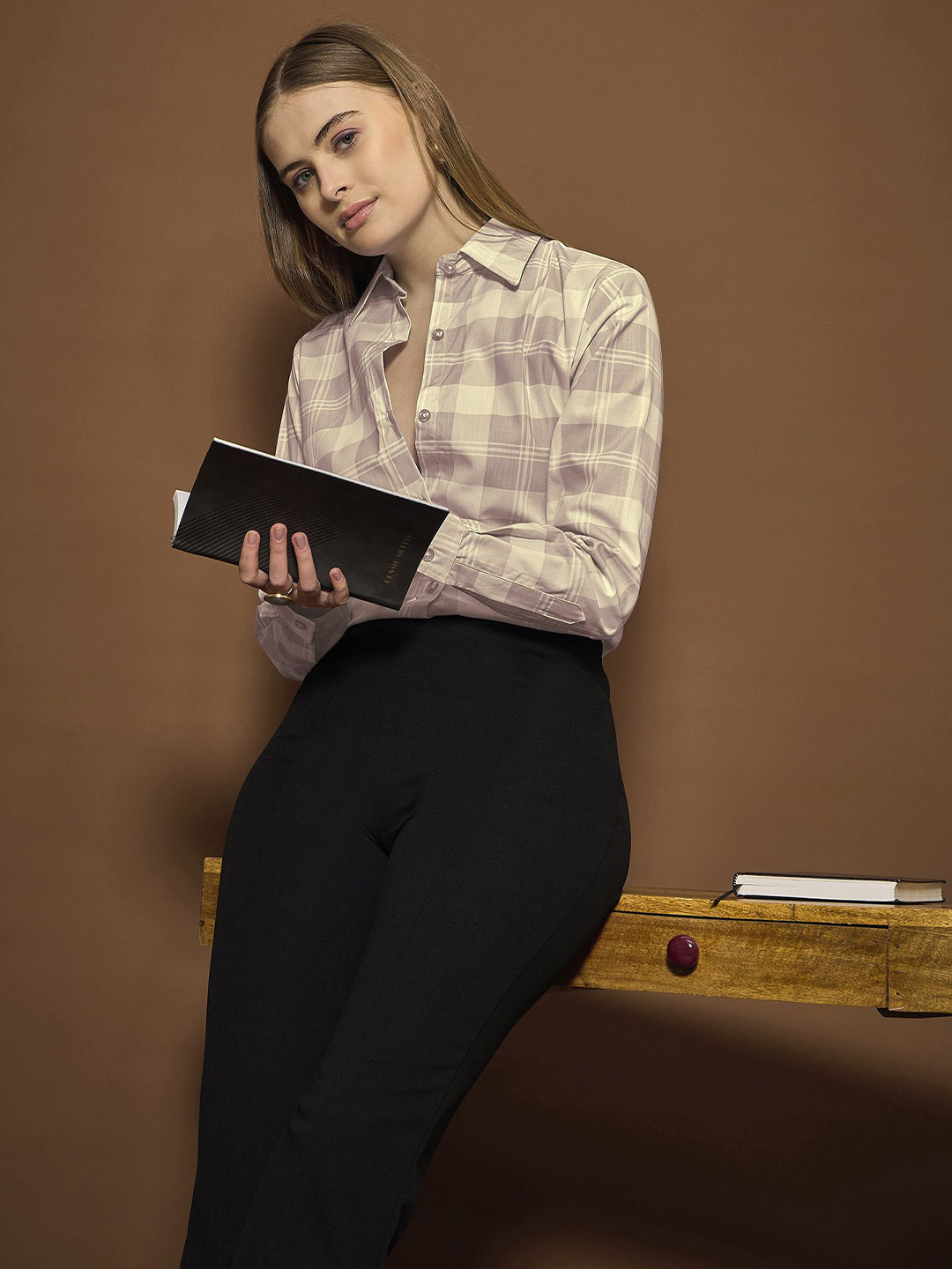 

The Roadster Lifestyle Co Checked Pure Cotton Spread Collar Long Sleeve Shirt, Beige