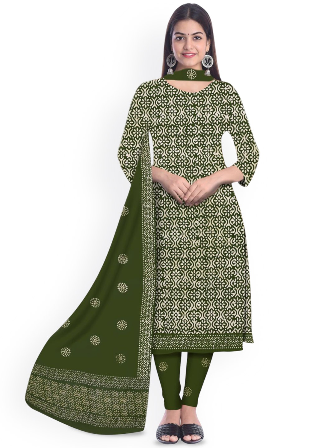 

Farooq Dyeing Printed Pure Cotton Unstitched Dress Material, Green