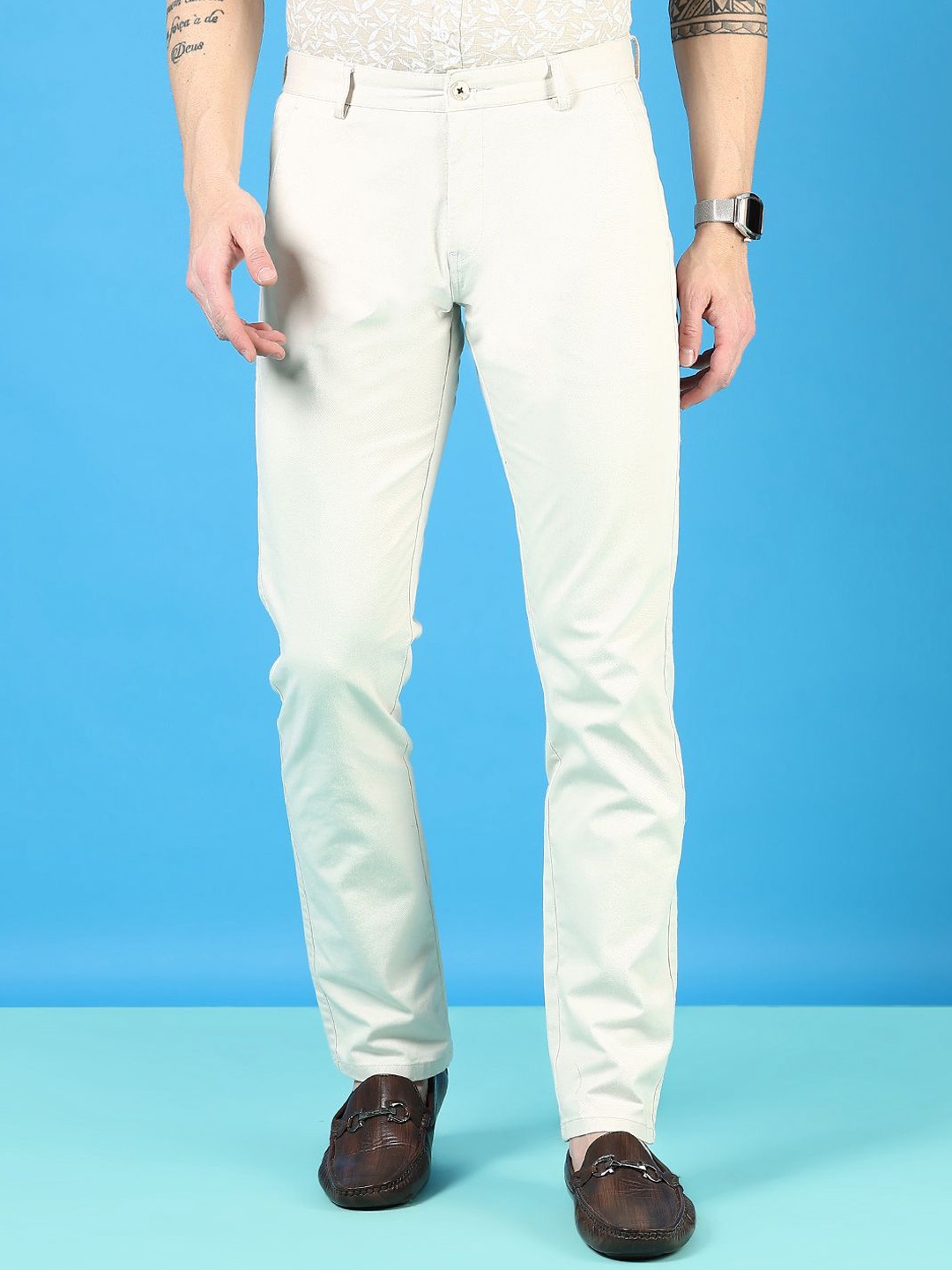 

V-Mart Men Chinos Trousers, Cream