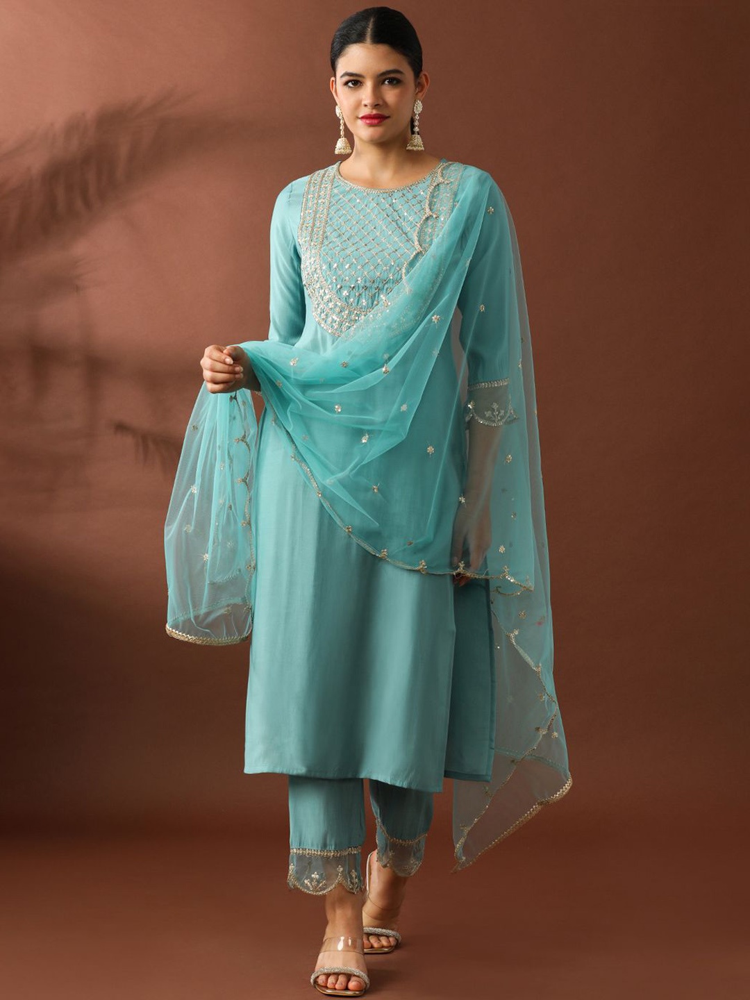 

Jaipur Kurti Women Floral Embroidered Regular Beads and Stones Kurta with Trousers & With Dupatta, Blue