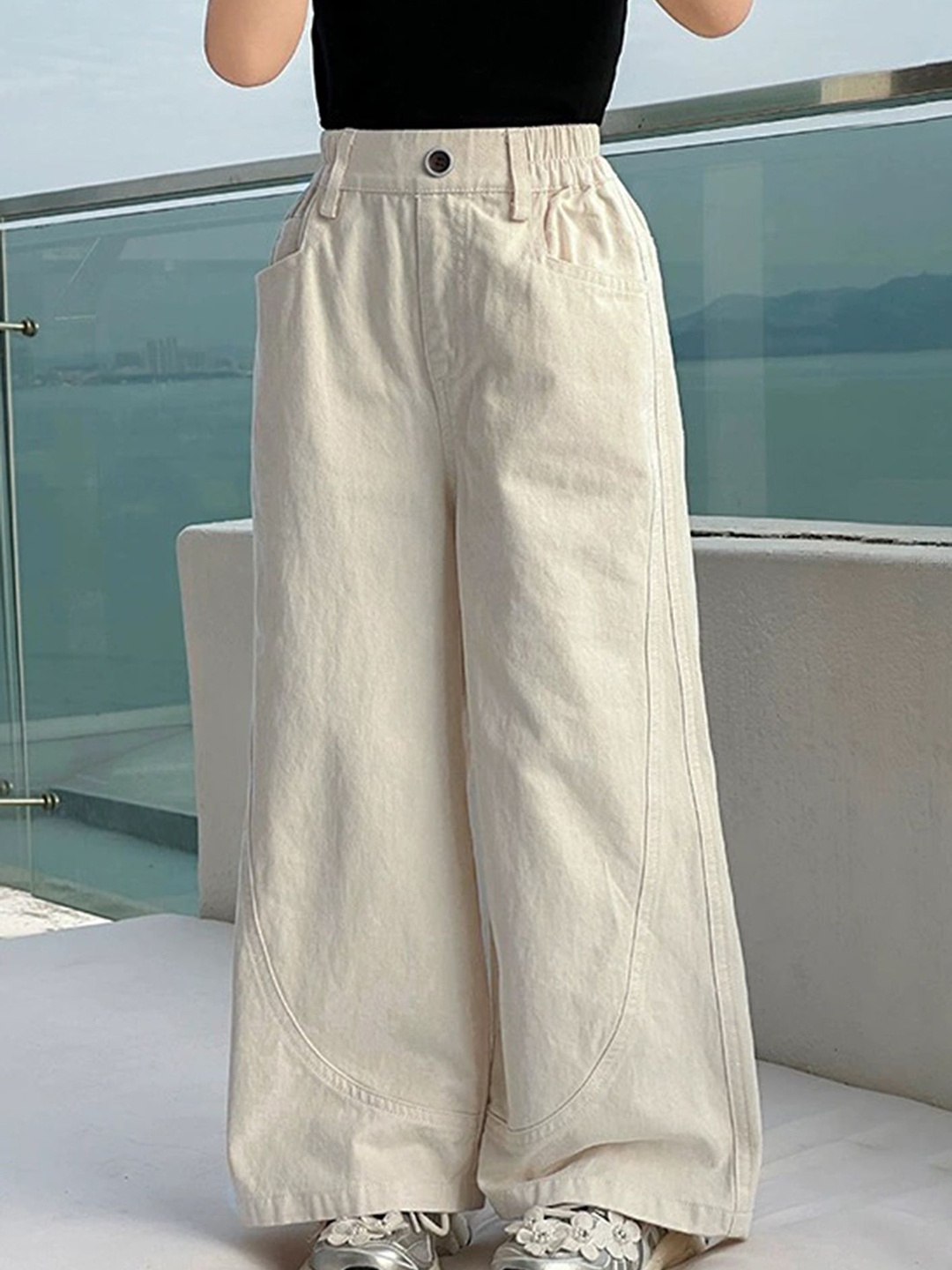 

LULU & SKY Girls Loose Fit High-Rise Trousers, Beige