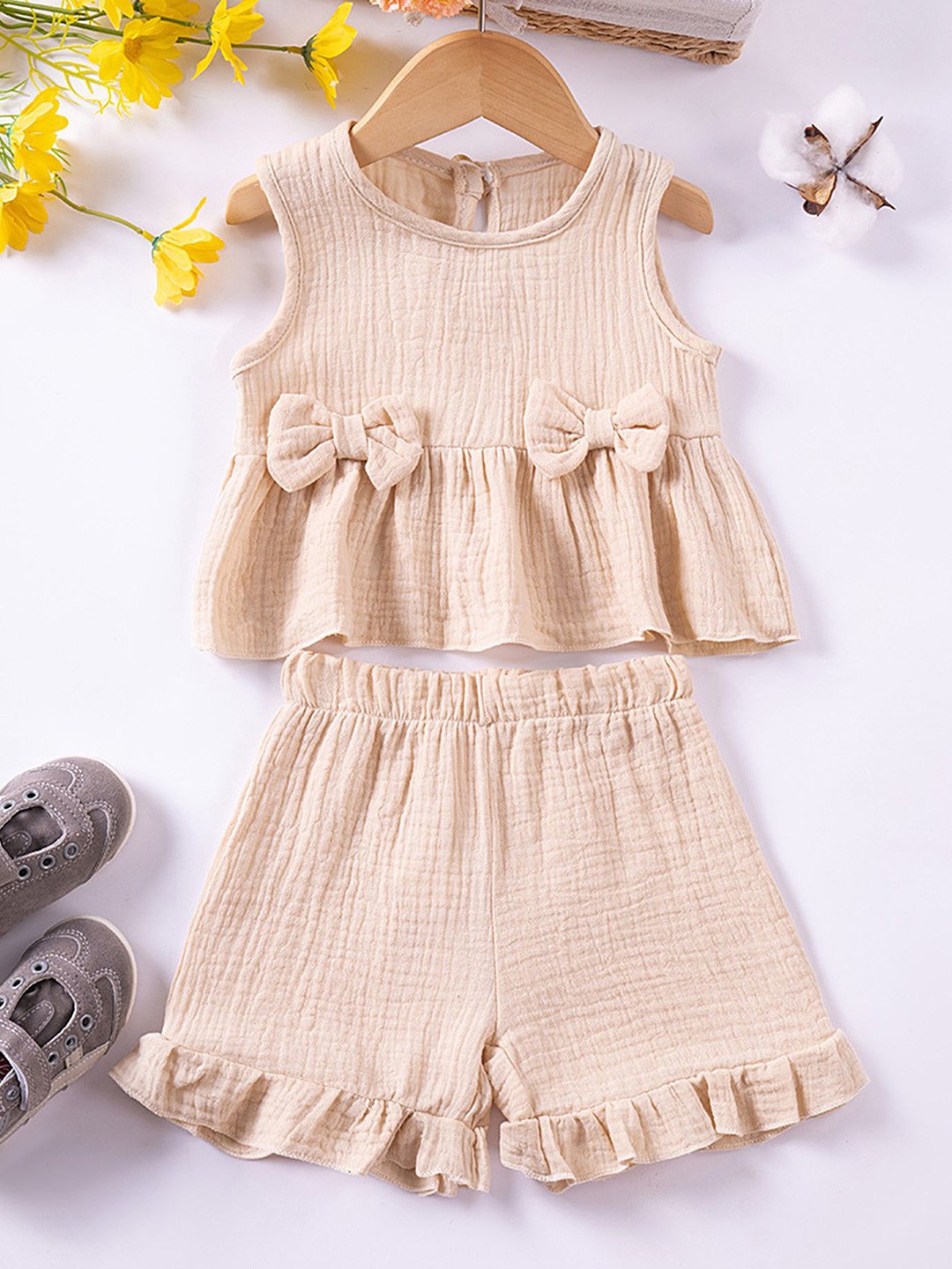 

LULU & SKY Girls Top with Shorts, Beige