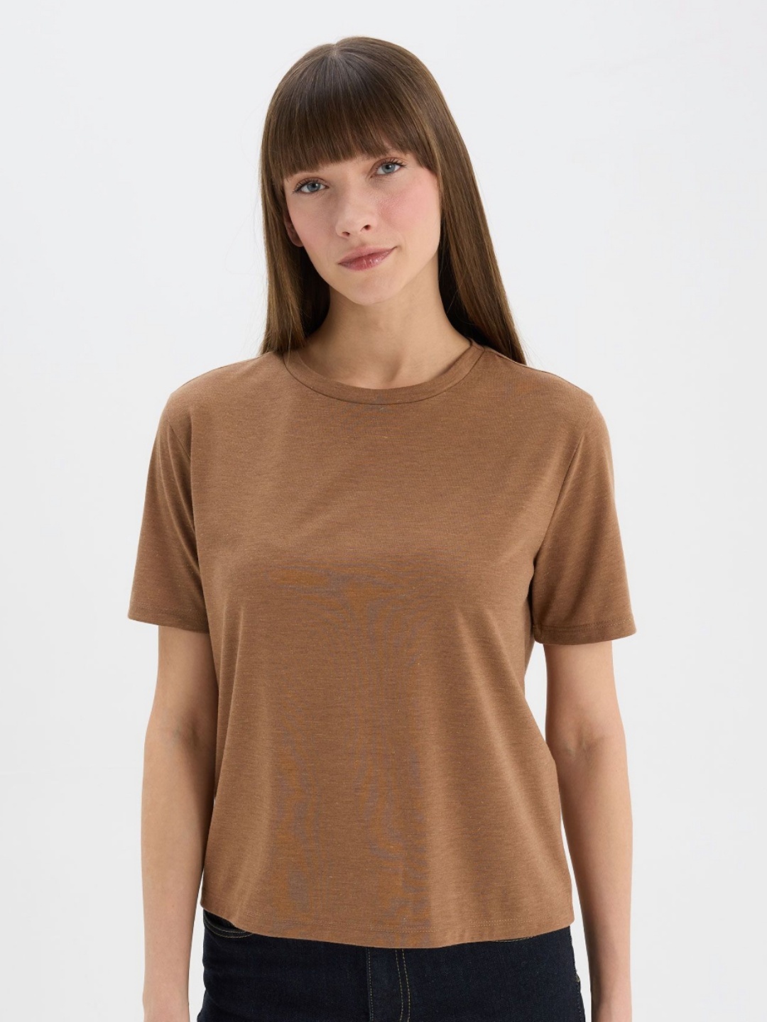 

DeFacto Women Extended Sleeves Raw Edge T-shirt, Na