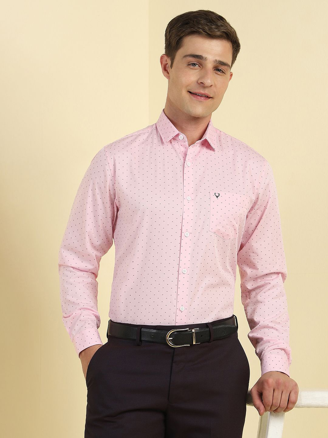 

Allen Solly Men Slim Fit Opaque Printed Formal Shirt, Pink