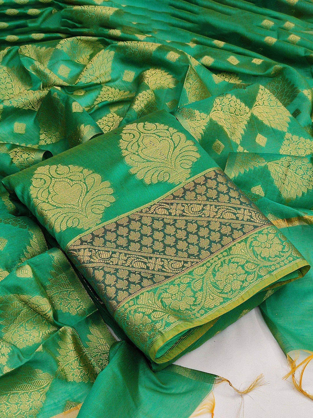 

SAINOOR Semi-Stitched Dress Material, Green