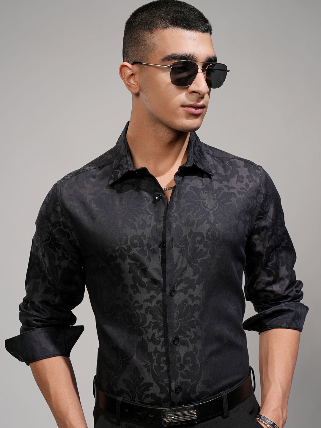 

HIGHLANDER Men Comfort Slim Fit Floral Opaque Printed Party Shirt, Black