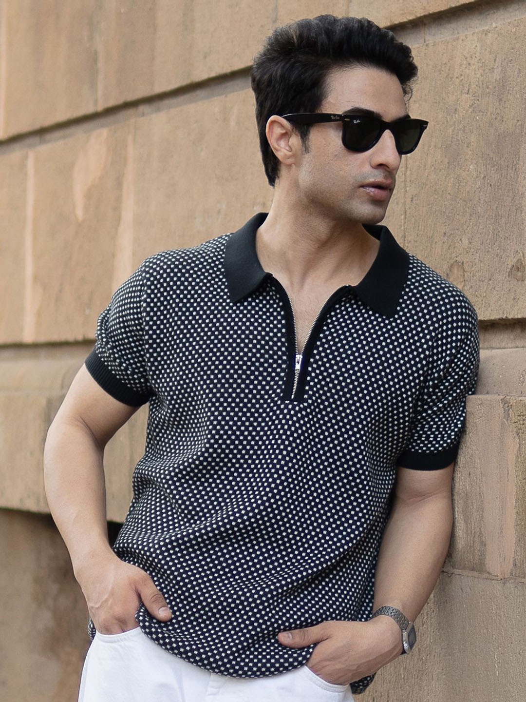 

Powerlook Men Checked Polo Collar T-shirt, Black