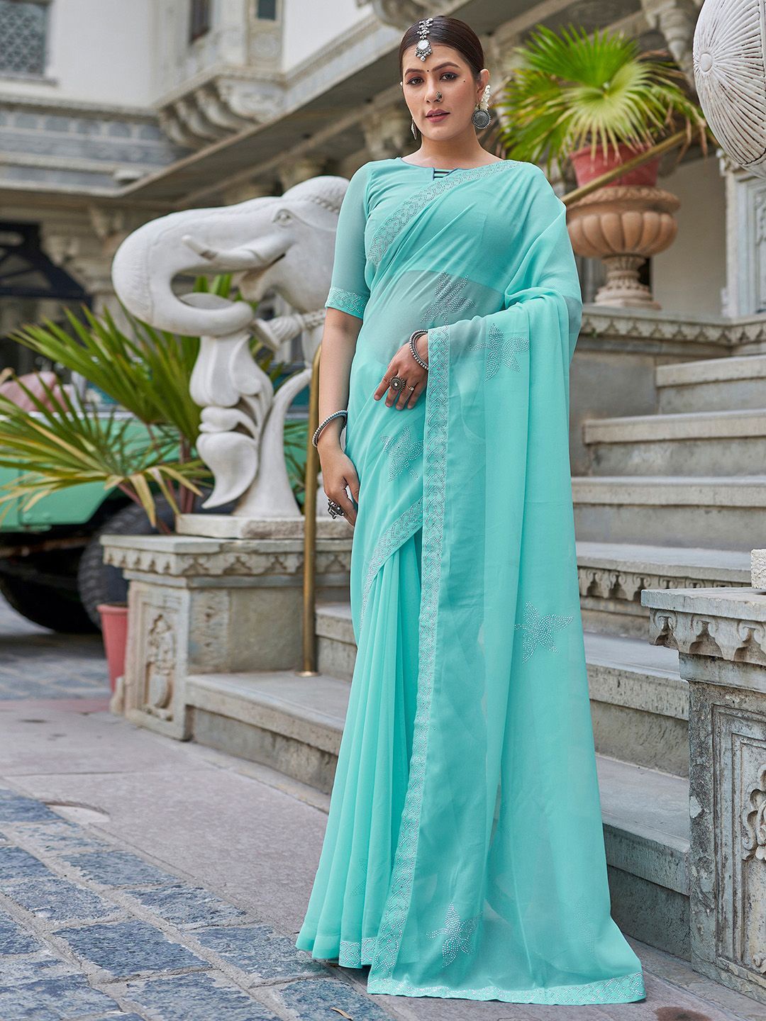 

DIVASTRI Embellished Beads and Stones Pure Georgette Saree, Turquoise blue