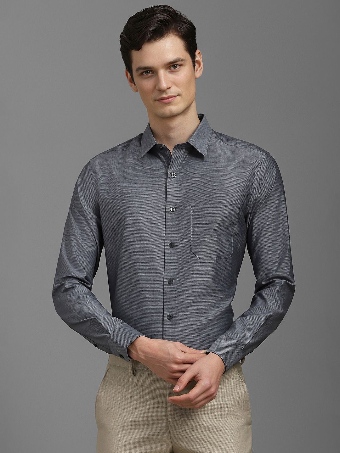 

Louis Philippe Men Slim Fit Opaque Formal Shirt, Grey