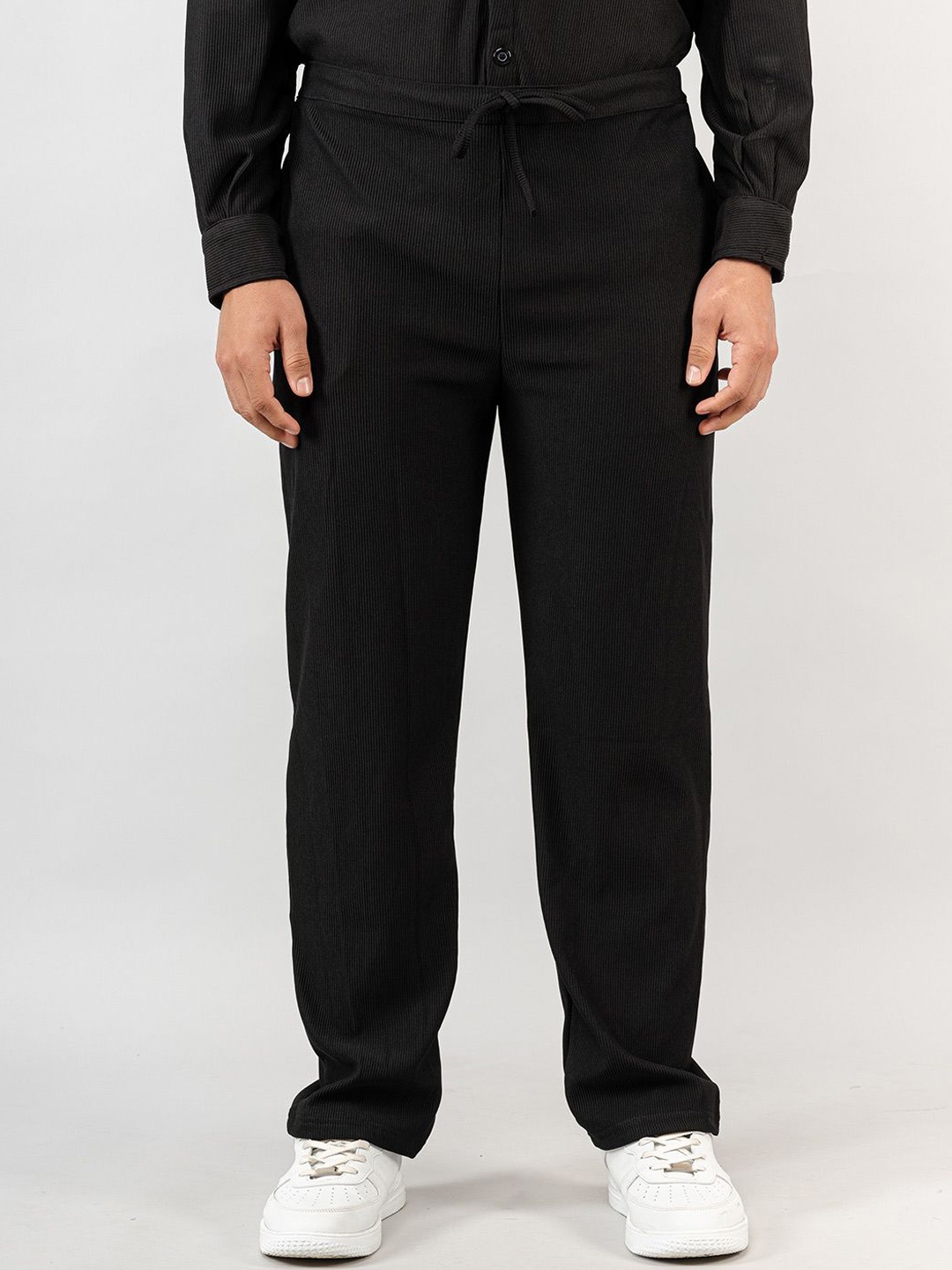 

Tistabene Men Relaxed Trousers, Black